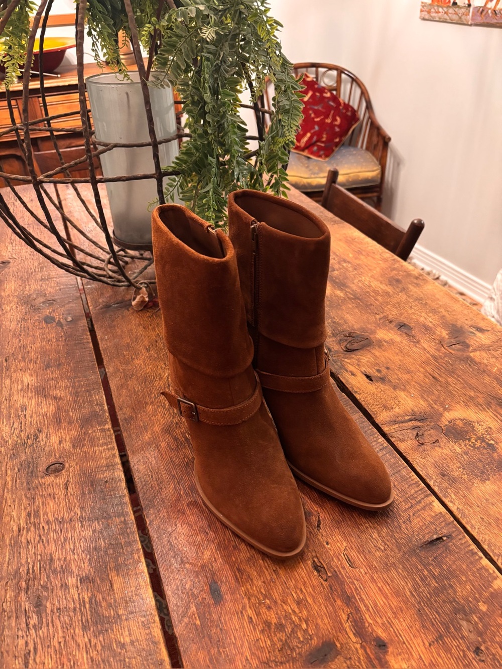 Seychelles Los Angeles Booties Tan Brown Suede Block Heel w/ Buckle Detail 10